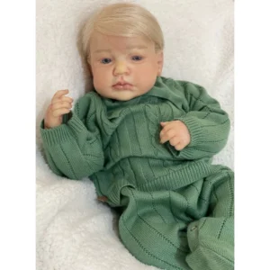 Bebê reborn menino olhos azuis